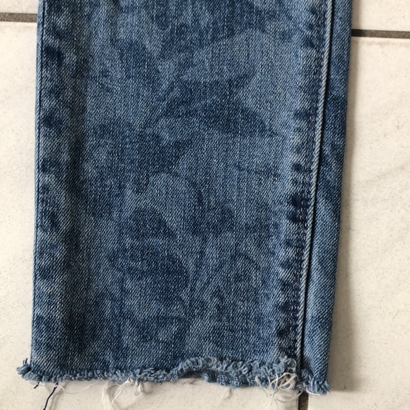 Lucky brand jeans with washed flower print - Picture 2 of 4